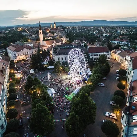 óváros Apartman